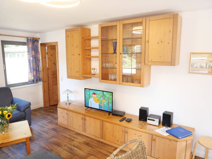 "Blaues Haus am See mit Boot" in Klein Labenz, Warin