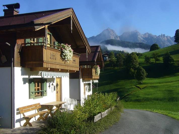 Vakantiehuis voor 4 personen, with Balkon and Terras as well as Tuin and Sauna in Maria Alm