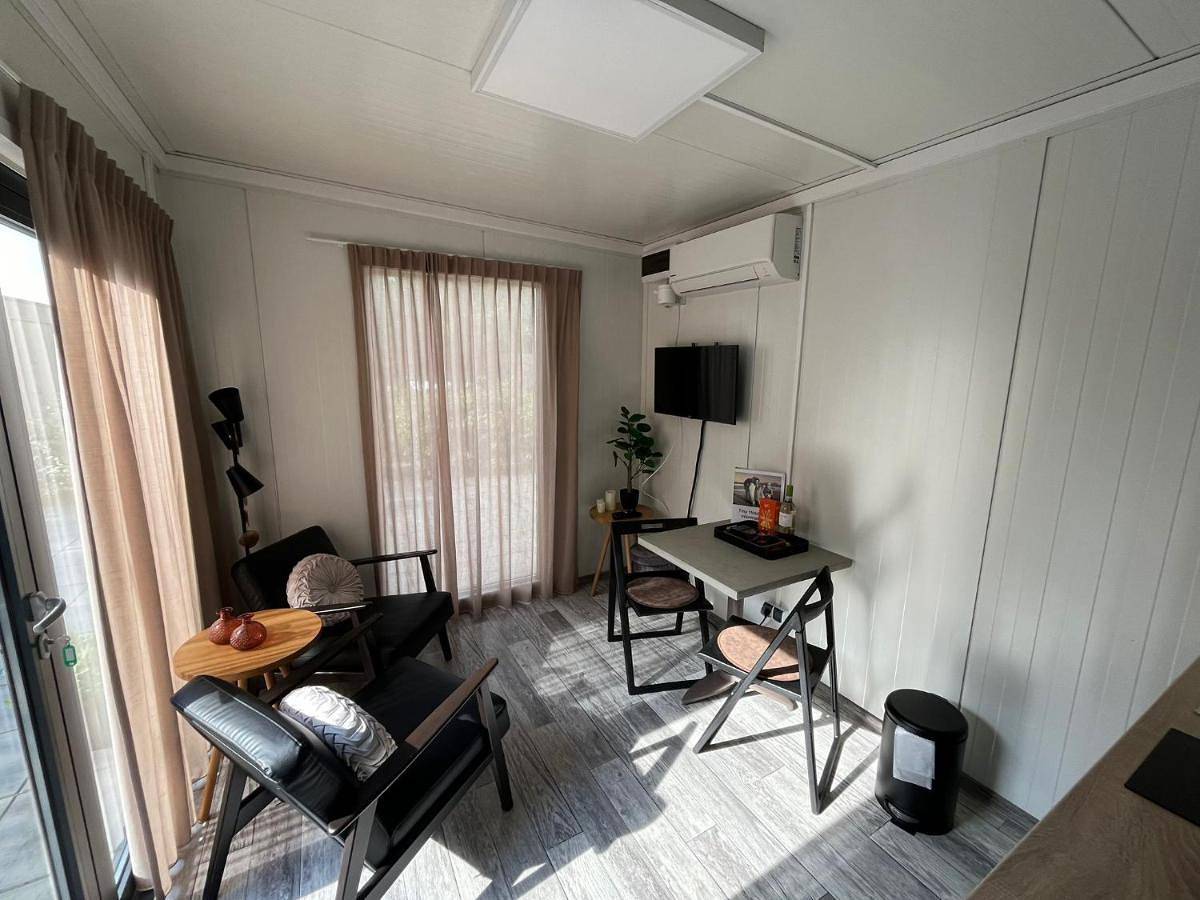 Tiny House Qirih in Zierikzee, Zeeuwse Kust