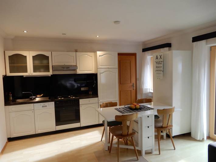 Ganze Ferienwohnung, Appartement 1 in Kramsach, Kaisergebirge