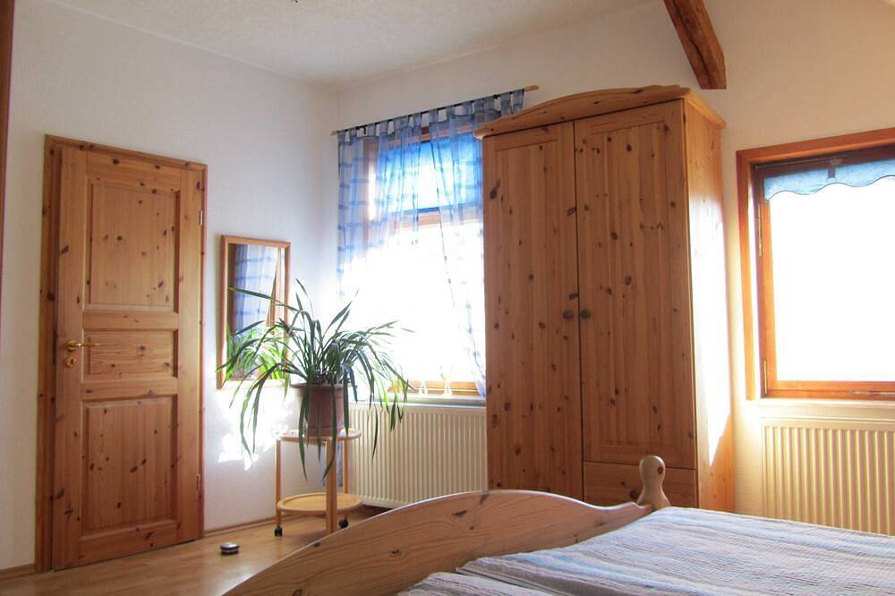 Ganze Wohnung, Ferienwohnung Altstadtblick - Fewo in Teterow, Mecklenburgische Seenplatte