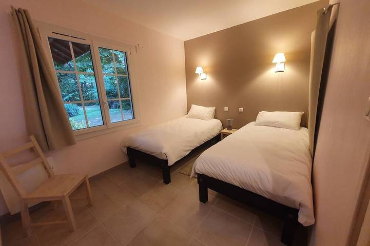 Location de vacances pour 6 personnes, avec terrasse et jardin à Serley - 2