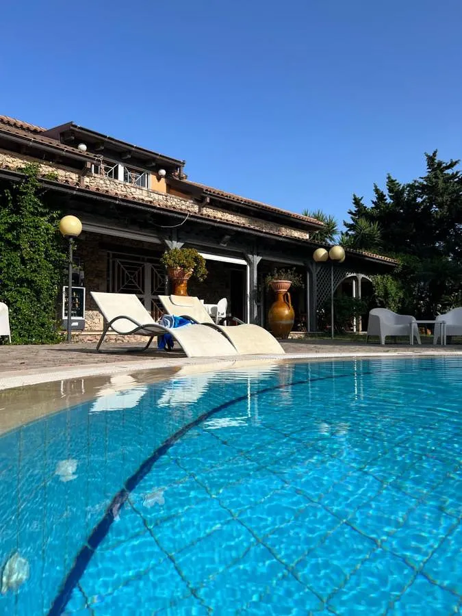 Bed and Breakfast für 16 Personen, mit Garten und Pool sowie Ausblick - 1