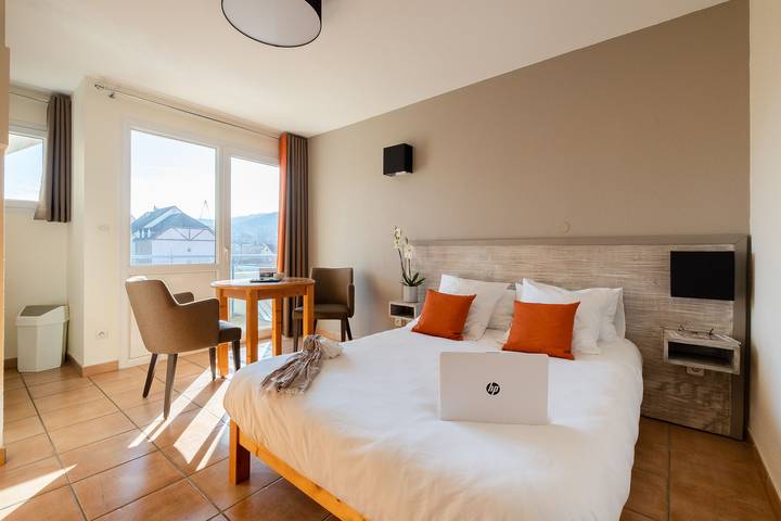 Gîte pour 2 personnes, avec Balcon à Courlans