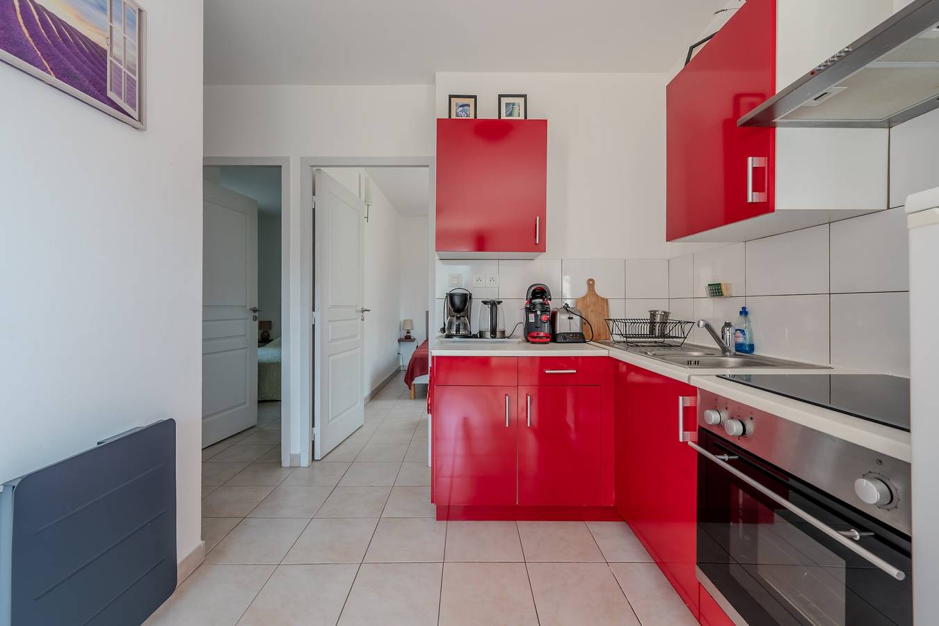 Entire apartment, Apartment 'Résidence Ventoux Revitalisation -' with Mountain View and Wi-Fi in Reilhanette, Nyons region