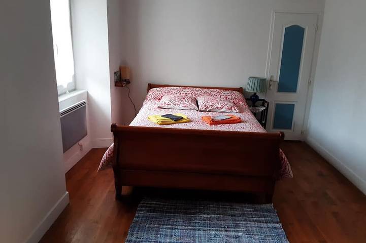 Location de vacances pour 5 personnes, avec balcon et jardin à Jumilhac-le-Grand - 2