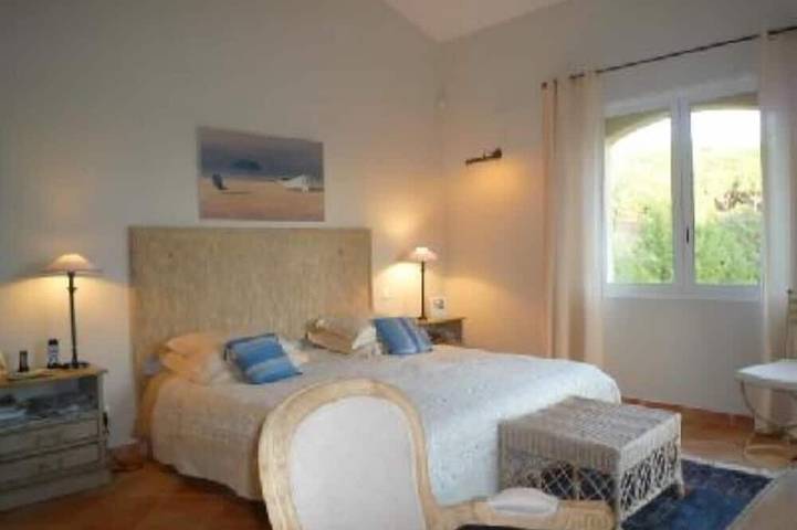 Villa pour 12 personnes, avec jardin dans Gigaro - 2