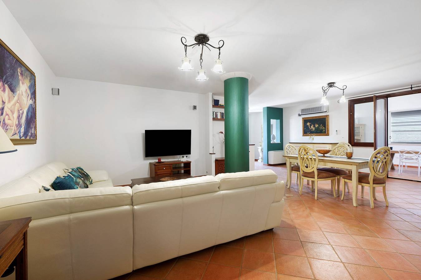 Villa Dalia mit Pool: Bergblick, Wlan und Klimaanlage in Partinico, Palermo Provinz