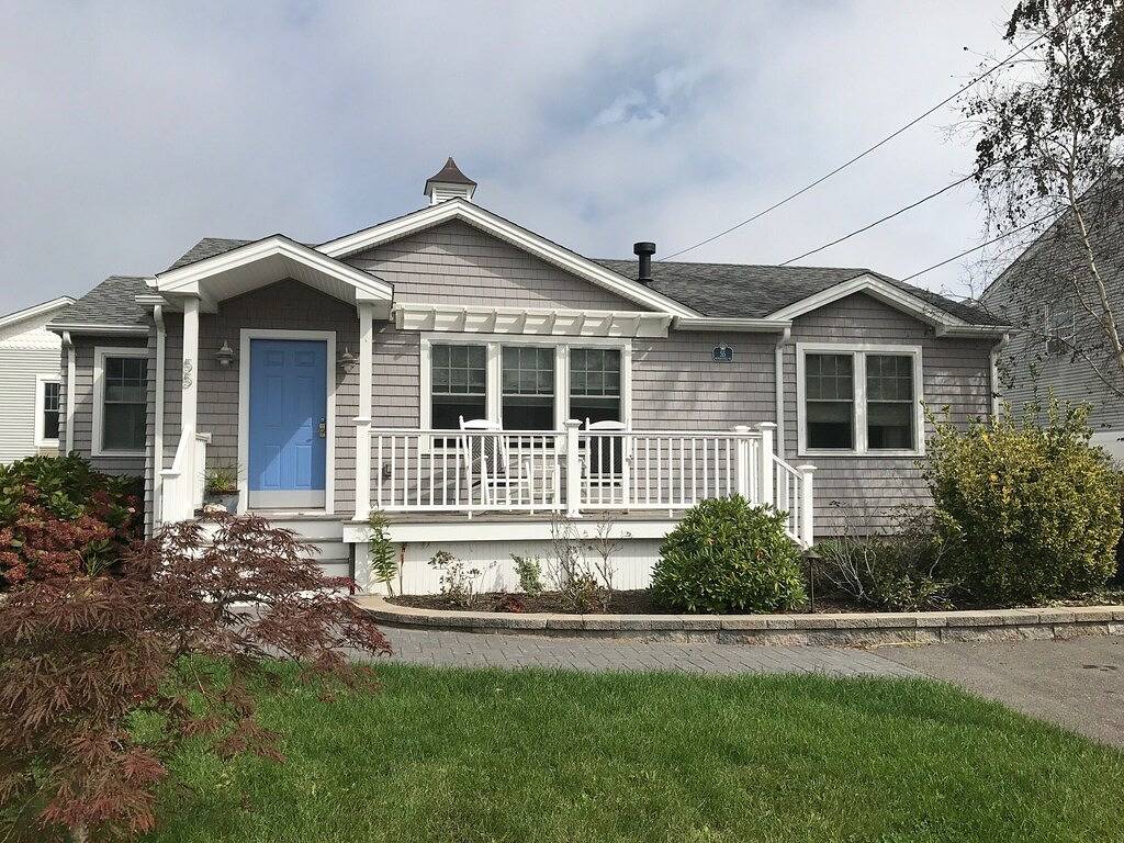 Cottage for 8 Guests in Misquamicut, Rhode Island