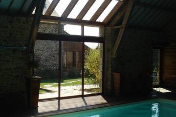 Gîte pour 12 personnes, avec jardin à La Vicomté-sur-Rance