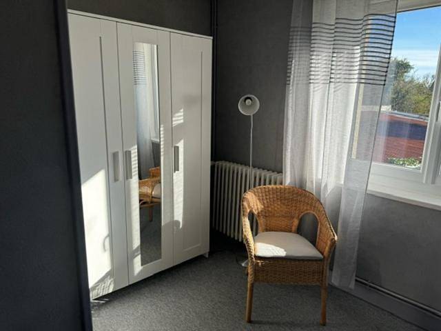Gîte pour 4 personnes, avec vue et jardin à Saint-Laurent-sur-Mer - 4