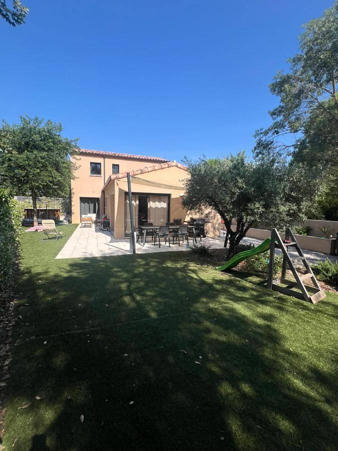 Villa des Cornies - Piscine et espace enfants in Saint-Drézéry, Côte méditerranéenne (France)