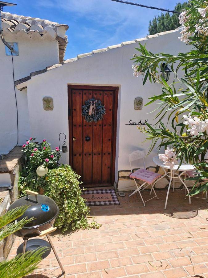 Gîte pour 3 personnes, avec vue ainsi que jardin et piscine à Loja - 4