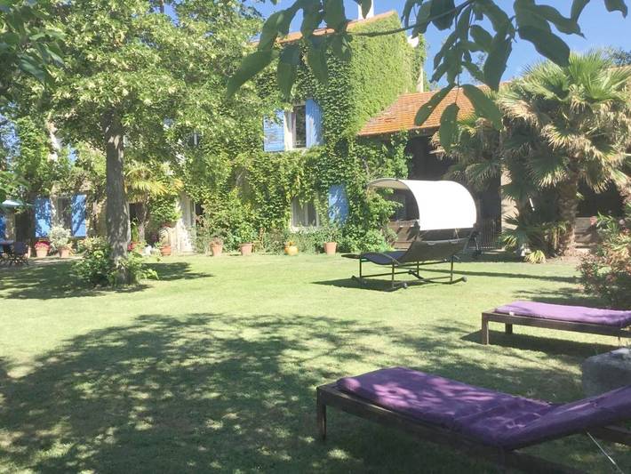 Location de vacances pour 2 personnes, avec vue ainsi que piscine et jardin à Entraigues-sur-la-Sorgue - 4