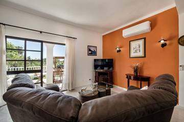 Casa De Vacaciones para 8 Personas en Armação de Pera, Distrito de Faro, Foto 2