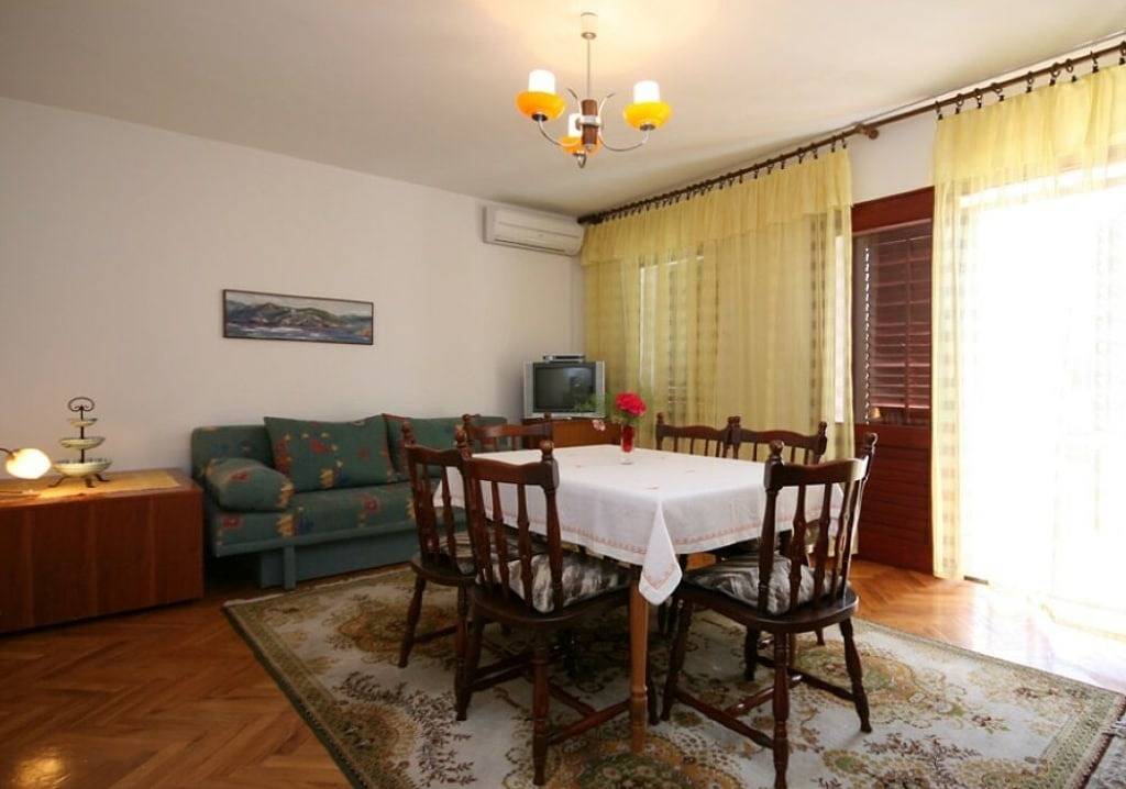 Ganze Wohnung, Apartments with parking space Baška, Krk - 23742 in Baska, Krk