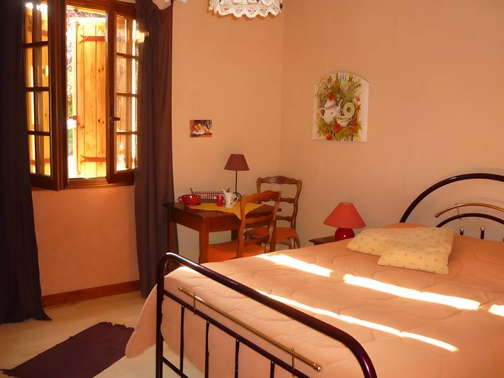 Chambre d’hôte pour 3 personnes, avec jardin, adapté aux familles à Carsac-Aillac - 3