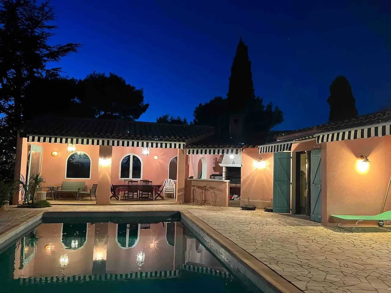 Villa spacieuse à Agde avec piscine privée, idéale pour familles in Cap d'Agde, Agde