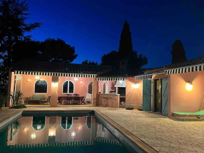 Casa de vacaciones para 13 personas, con terraza y piscina en Cap d'Agde