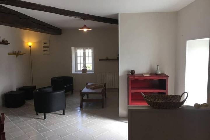 Gîte pour 8 personnes, avec jardin et vue dans Treigny-Perreuse-Sainte-Colombe - 3
