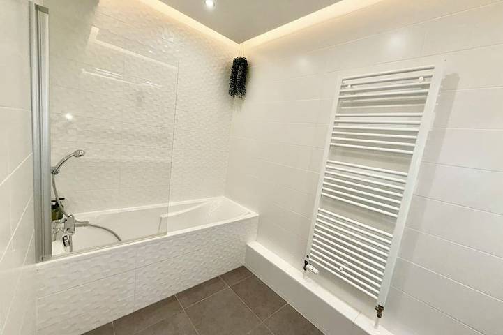 Apartamento entero, Proche des Marchés de Noël ! Appartement Neuf et Spacieux à Strasbourg in Schiltigheim, Región de Estrasburgo