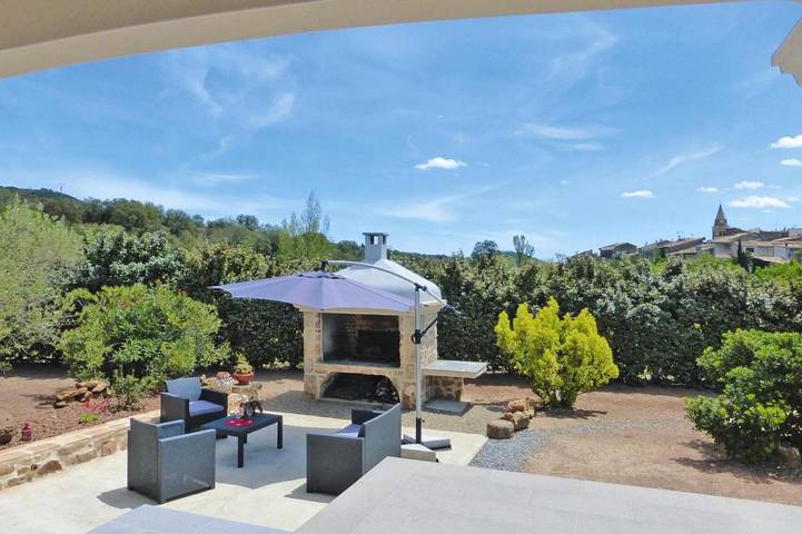 Location de vacances pour 5 personnes, avec Terrasse ainsi que Jardin et Piscine à Gabian - 3