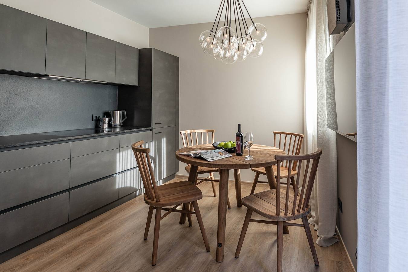 Ganze Wohnung, Ferienwohnung "Lores Loft" mit Garten und Wlan in Meran, Texelgruppe
