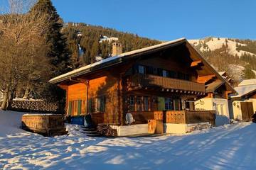 Gîte pour 8 personnes, avec jardin et balcon à Rougemont