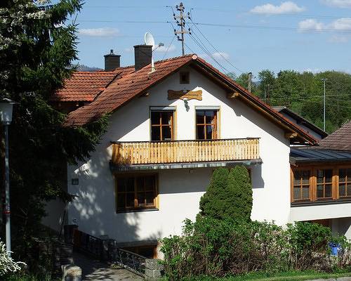 Ferienwohnung für 2 Personen, mit Balkon und Balkon/Terrasse sowie Terrasse und Garten