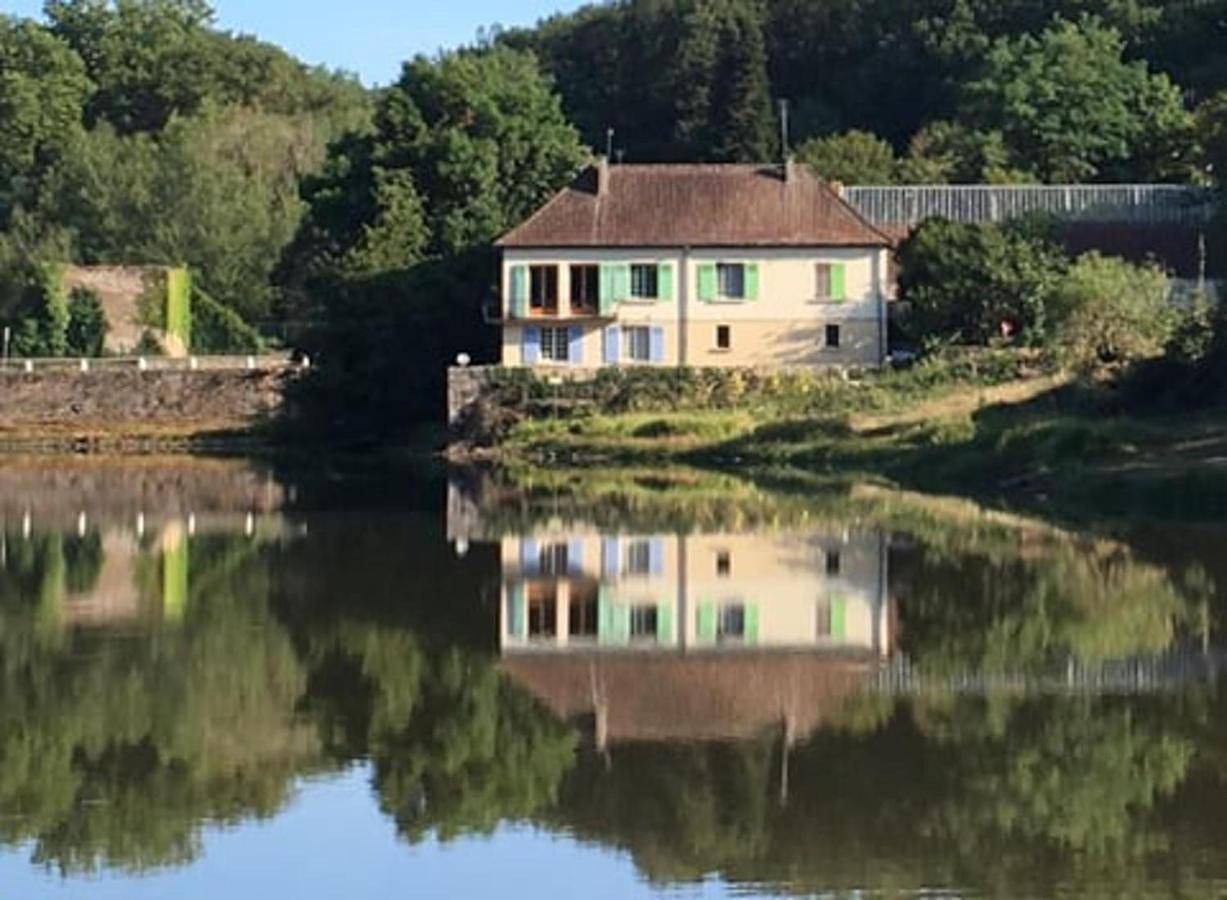 Appartement entier, Apartment in Saint-Bonnet-Tronçais, Région de Montluçon