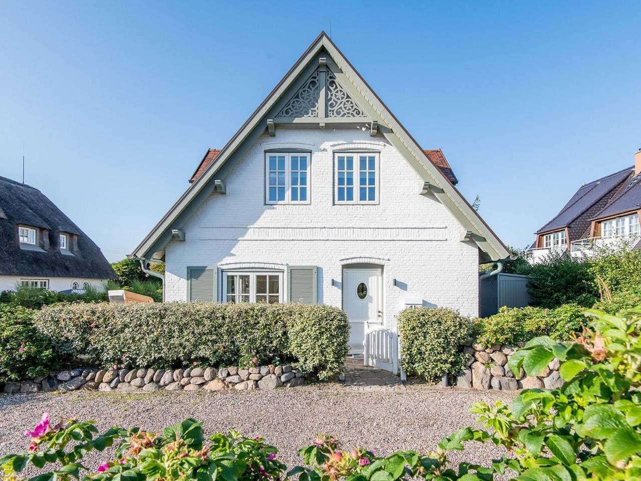 Landhaus Hygge - Exklusives Luxus-Hausteil mit ca. 130 m² und 4 Zimmern, für bis zu 6 Personen. in Wenningstedt, Sylt