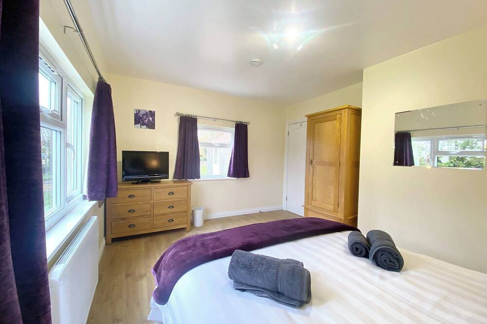 2 bedroom accommodation in Winchester in Winchester, South Downs