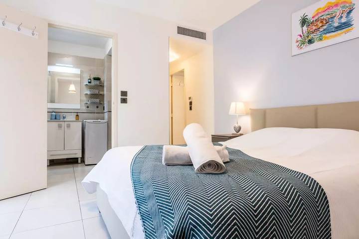 Gîte pour 4 personnes, avec piscine et jardin dans Port du Mourre-Rouge - 4