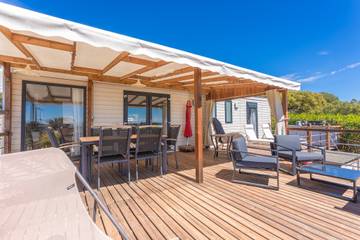 Camping pour 6 personnes, avec bassin pour enfant et jardin à Saint-Raphaël