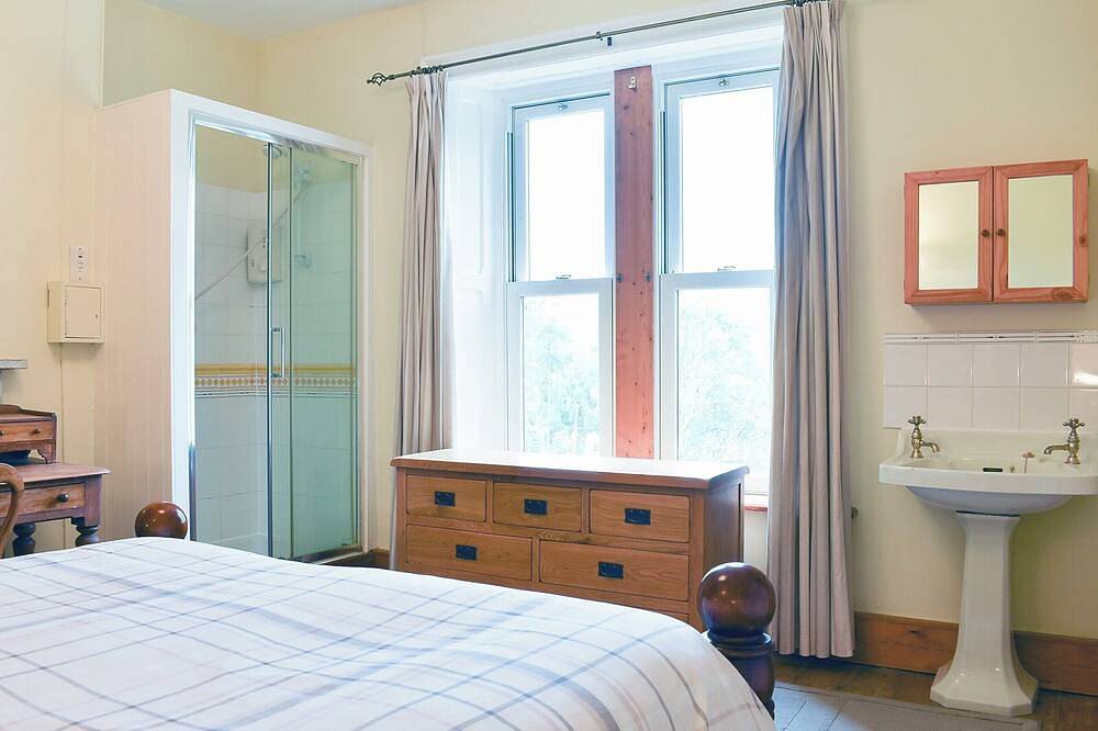 5 bedroom accommodation in Grosmont in North York Moors National Park
