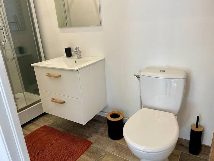 Location de vacances pour 12 personnes, avec jardin et vue à Blesle - 2