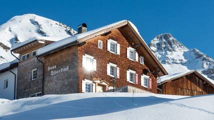 Ferienwohnung für 5 Personen, mit Terrasse und Sauna sowie Garten im Lechtal