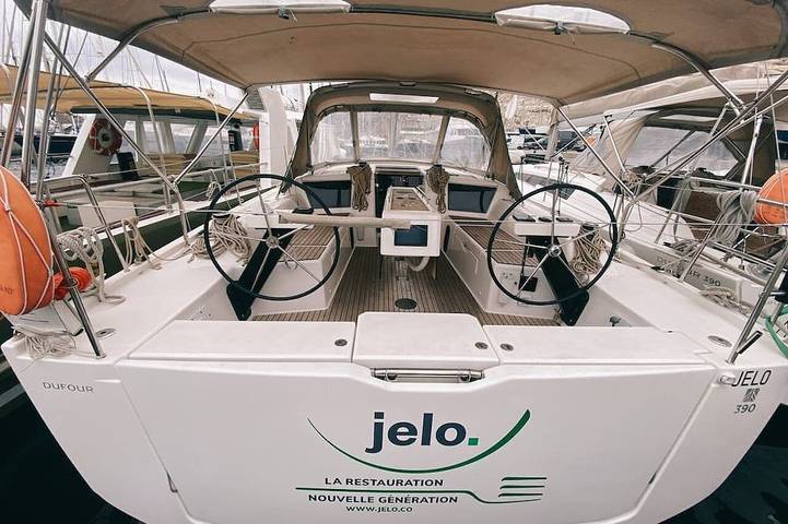 Péniche pour 4 personnes dans les Bouches-du-Rhône