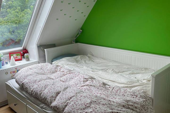 Villa with heated pool in Copenhagen lake district perfect for families in Hovedstaden