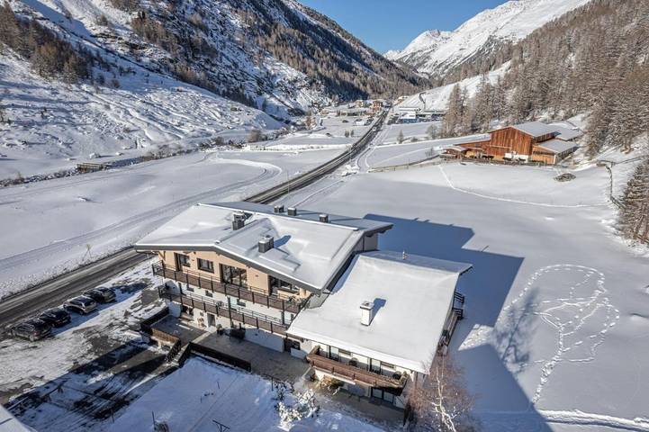 BnB für 2 Personen, mit Garten und Sauna sowie Ausblick in Obergurgl