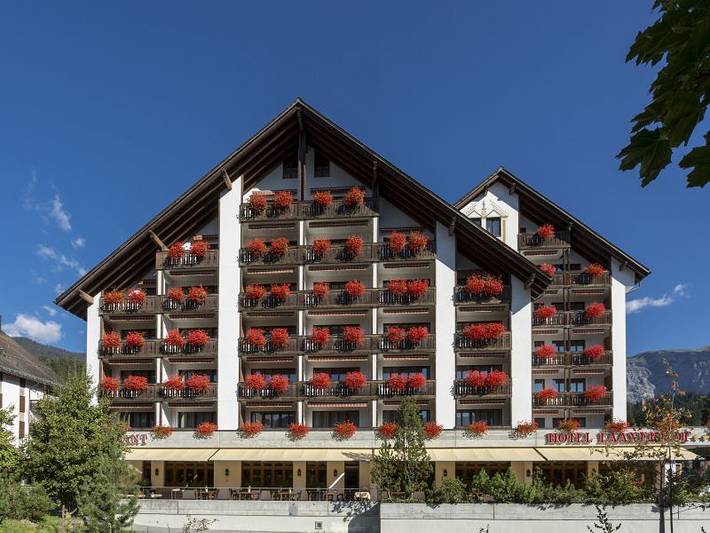 Hotel für 4 Personen, mit Garten und Sauna sowie Whirlpool und Balkon, kinderfreundlich in Laax - 4