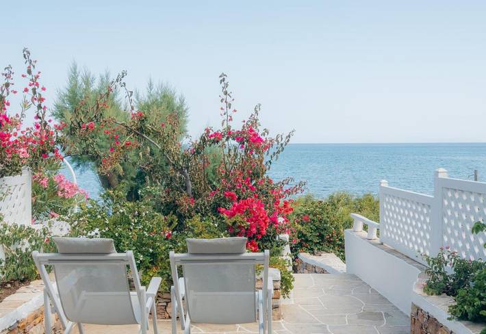 Gîte pour 6 personnes, avec Balcon ainsi que Terrasse et Jardin dans Platis Gialos Sifnos