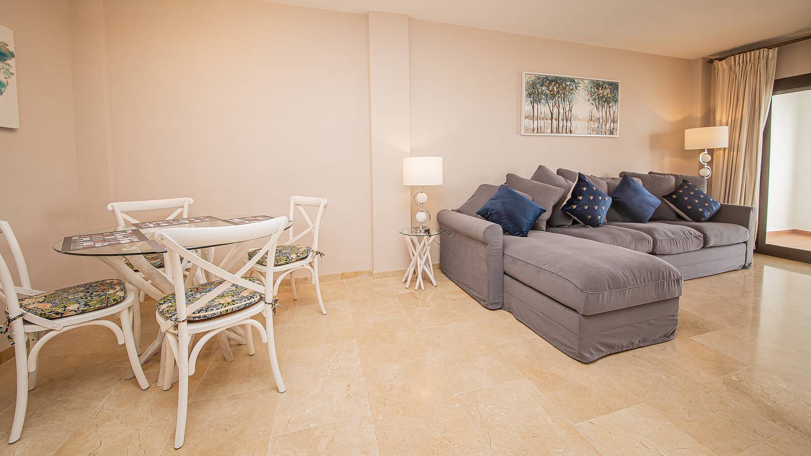 Entire apartment, Marina Real 253 in Puerto de la Duquesa, Manilva