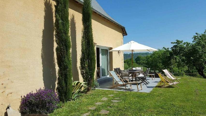 Location de vacances pour 6 personnes, avec Terrasse et Vue à Lucq-de-Béarn