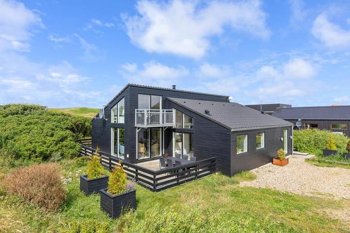Ferienhaus für 6 Personen, mit Balkon und Terrasse sowie Sauna in Hvide Sande