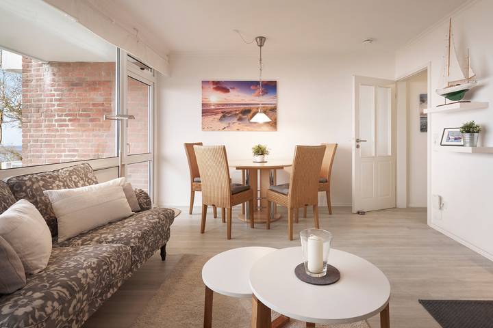 Ganze Ferienwohnung, Haus Langeneß 18 in Raucherstrand, Wyk auf Föhr