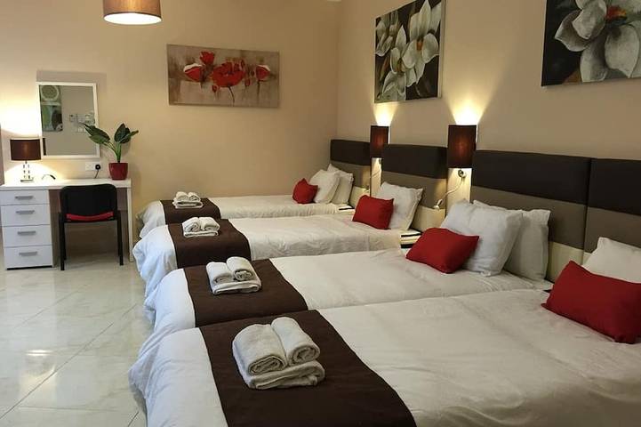 Apartamento inteiro, Studio Apartment 26 near St. Julian's in Swieqi, Ilha de Malta