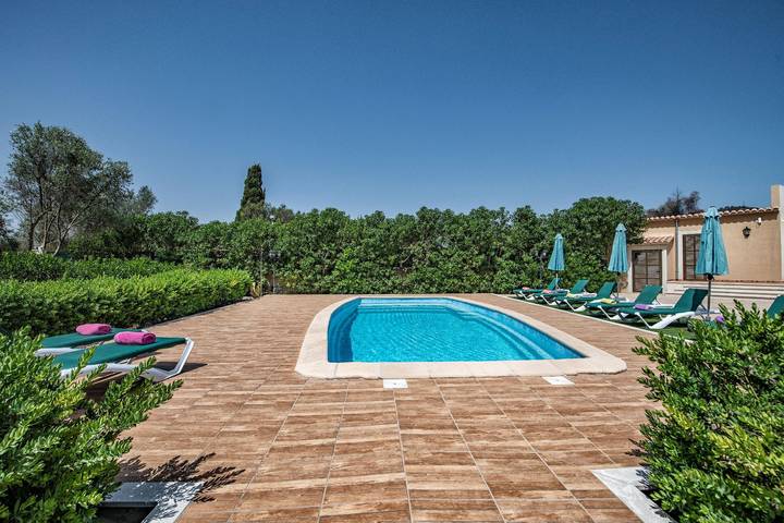 Chalet para 8 personas, con jardín además de piscina y terraza en Mallorca - 3