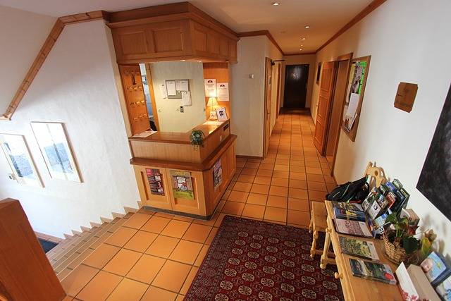 Hôtel de Ville Château-d'Oex - Chambre famille in Château-d' Œx, Alpes Vaudoises