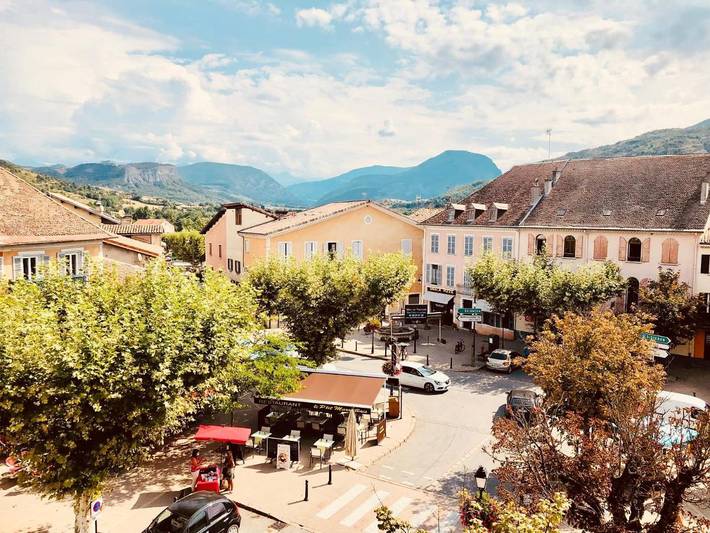 Gîte pour 3 personnes, avec vue à Tallard - 2